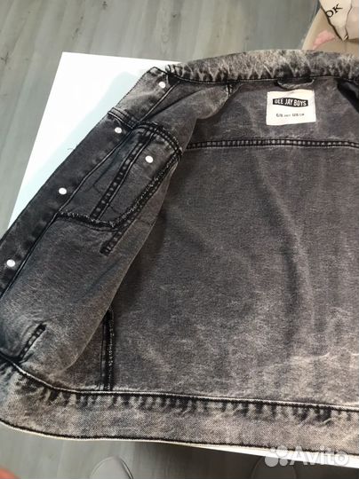 Джинсовая куртка