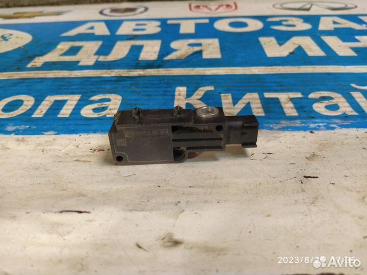 Датчик подушки безоп Ford Mondeo 2.0L OO-O7