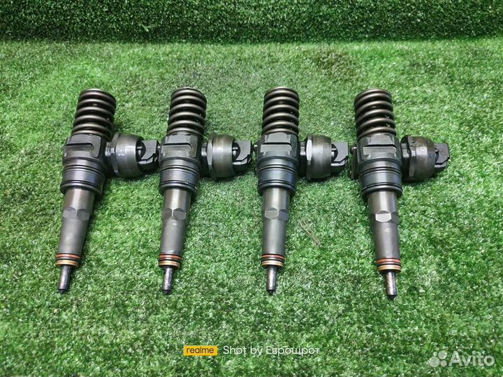 Форсунка дизельная Volkswagen Caddy 3 (2004-2015)