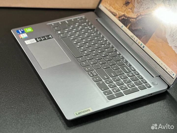 Ноутбук lenovo i7 1165G7/MX 450/15.6 FHD