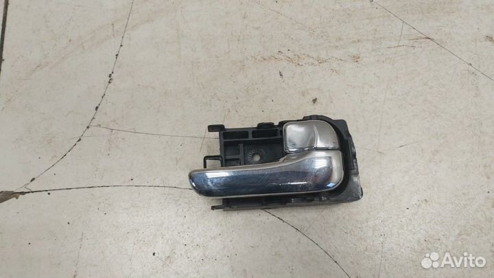 Ручка двери внутренняя передней правой