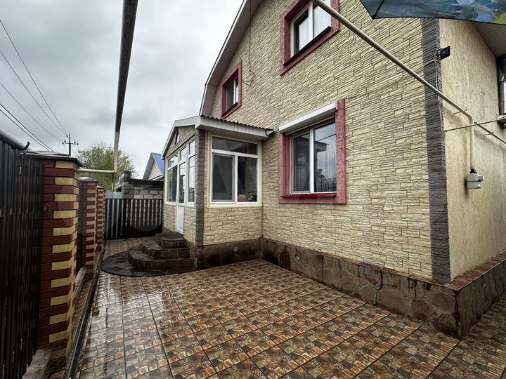 Дом 112 м² на участке 7,3 сот.