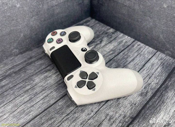 Геймпад DualShock 4