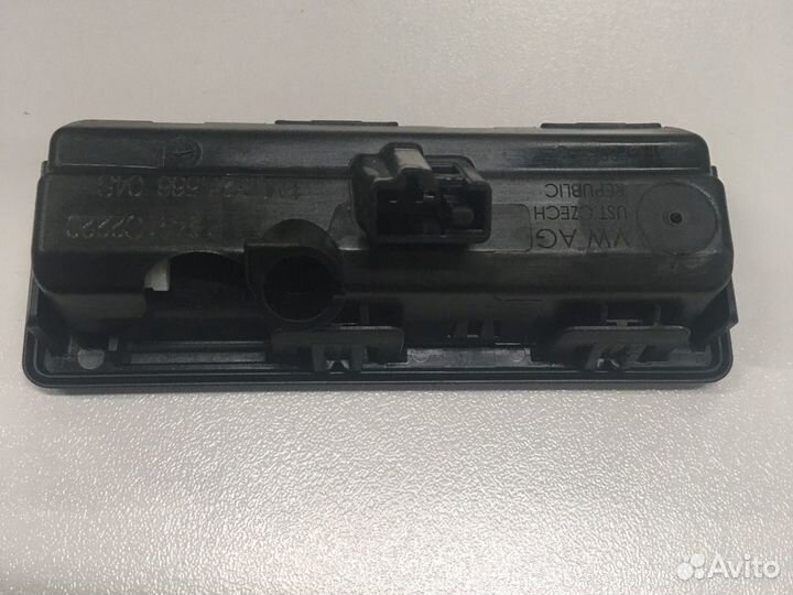 Кнопка крышки багажника vw skoda