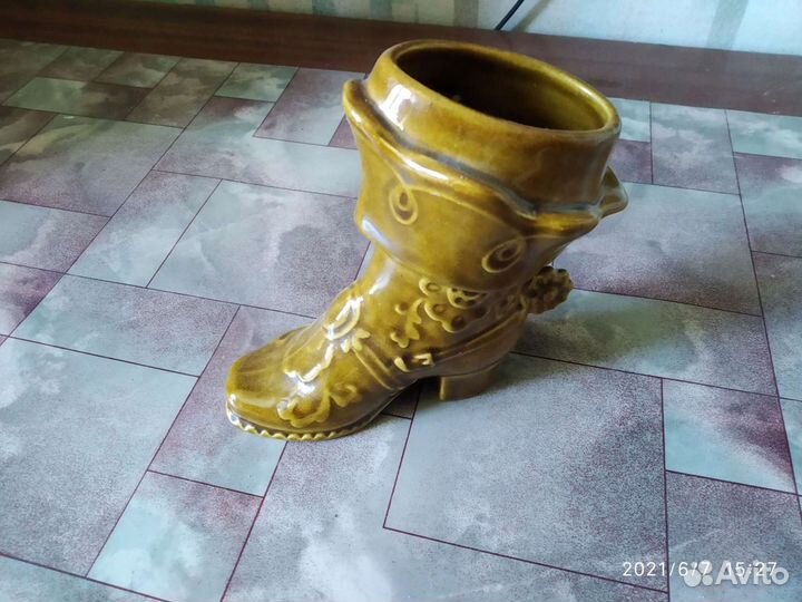 Сапожёк фарфоровый