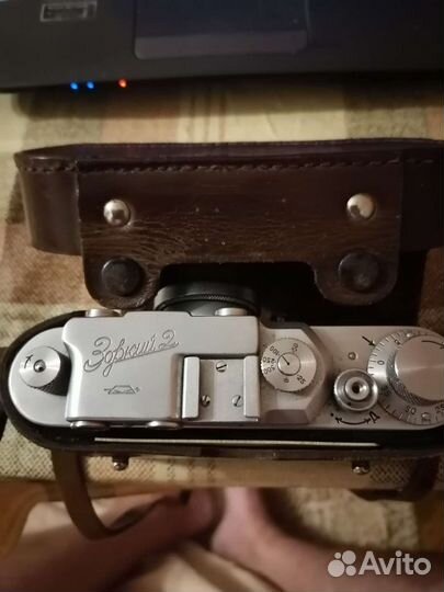 Плёночный фотоаппарат Зоркий-2 с коробкой