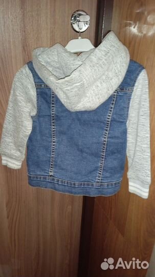 Джинсовка детская в хорошем состоянии. Размер 92