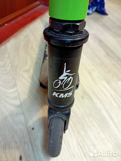 Трюковой самокат kms flip