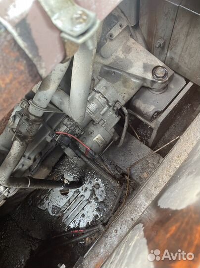 Гусеничный экскаватор Hitachi ZAXIS 230, 2004