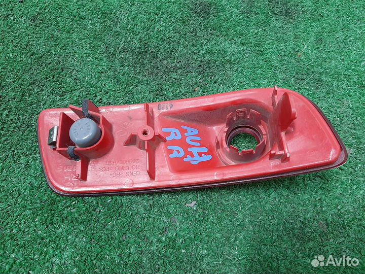 Отражатель бампера заднего правый Renault Koleos