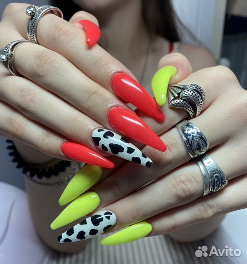 Наращивание ногтей, покрытие гелем