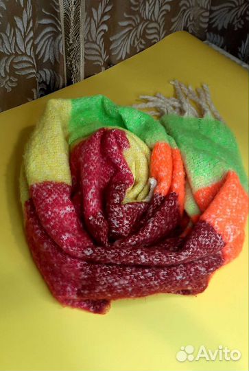 Теплый шарф большой