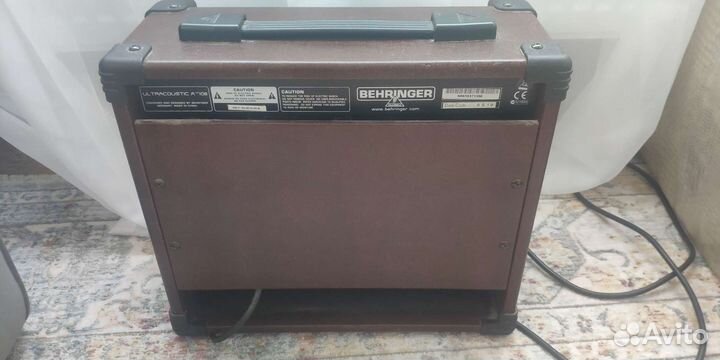 Гитарный усилитель behringer AT108 ultracoustic
