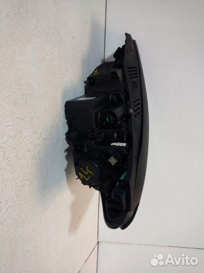 Фара правая Hyundai Tucson