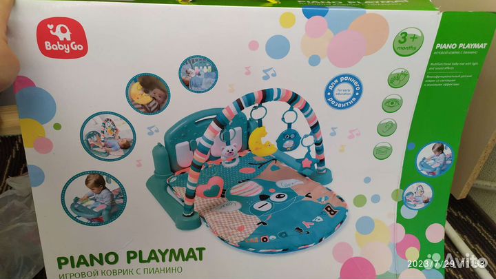 Развивающий коврик с пианино