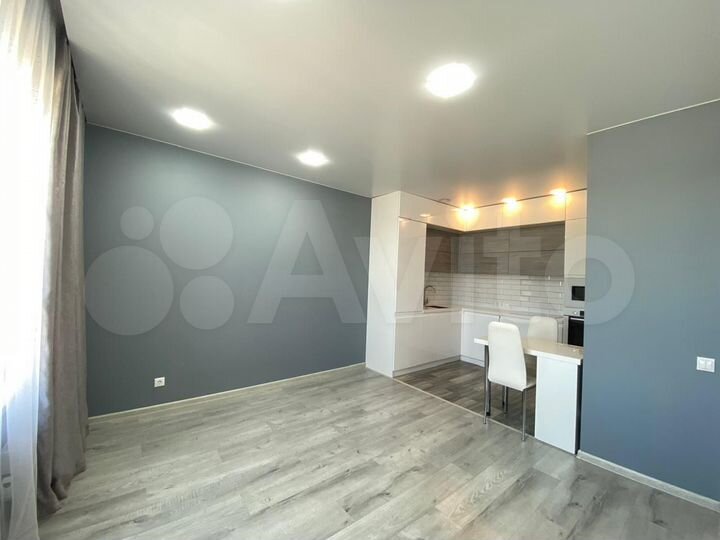 2-к. квартира, 36 м², 8/17 эт.