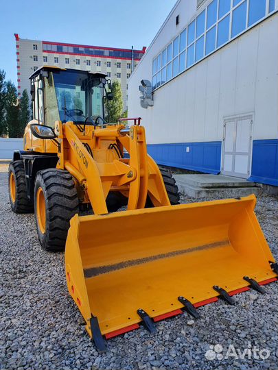 Фронтальный погрузчик BIZON 933, 2023