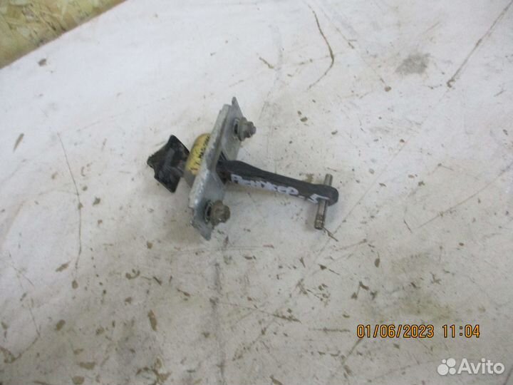 Ограничитель двери Форд Рейнджер 1 (1997-2006)