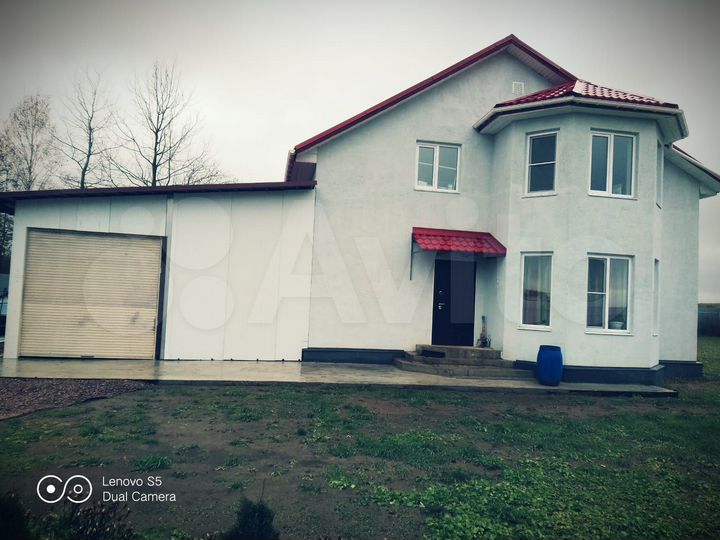 Дом 190 м² на участке 10 сот.