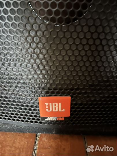 Колонки JBL JRX 100