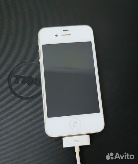 iPhone 4, 8 ГБ