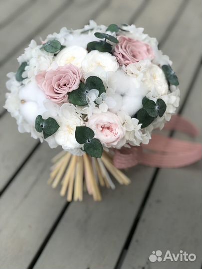 Букет невесты из сухоцветов и стаб. Цветов