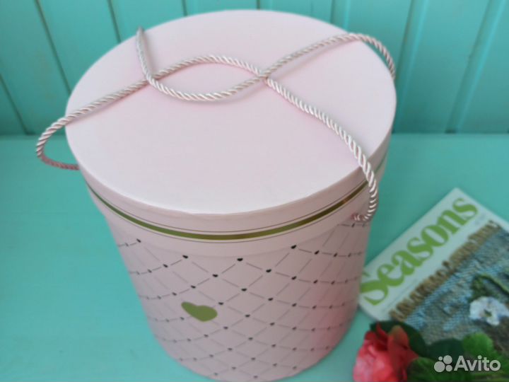 Коробка подарочная круглая для цветов для хранения