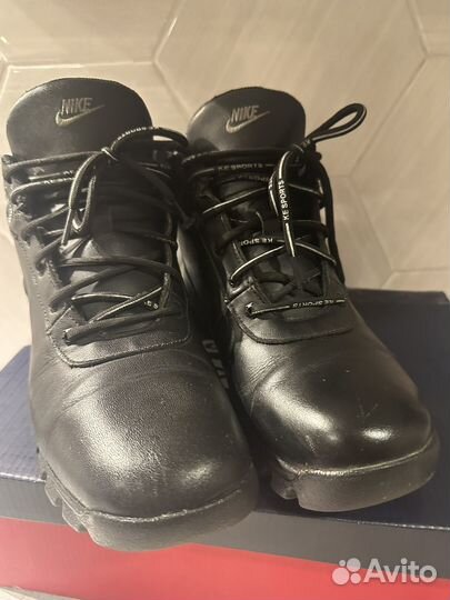 Кроссовки женские утепленные