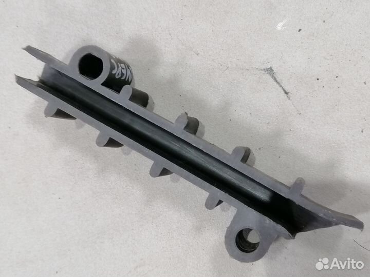 Успокоитель цепи Mercedes Benz 190 W201 1982-1993