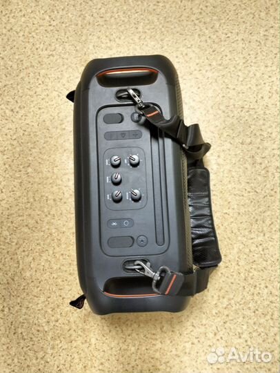 JBL Partybox ON-THE-GO