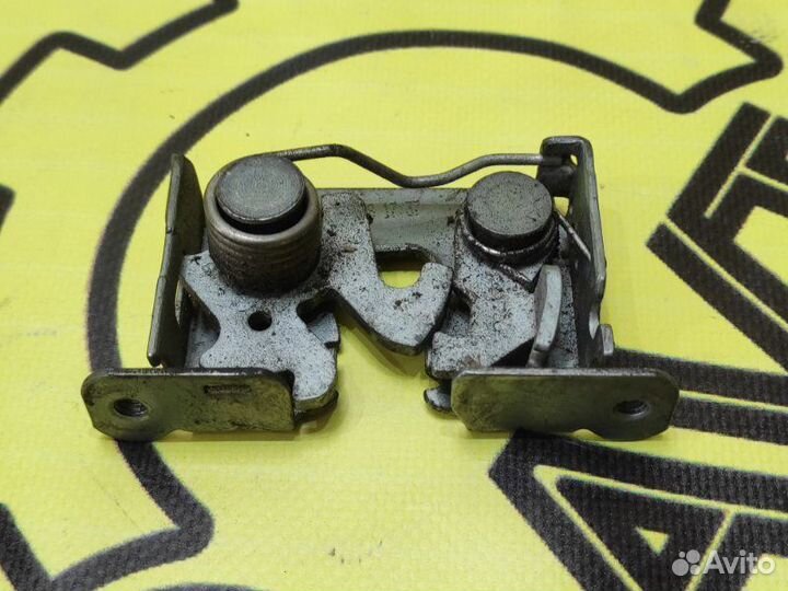 Замок капота Bmw X5 E70 M57D30 2008-08-07