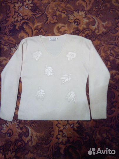 Женский свитер р.М (44- 46)