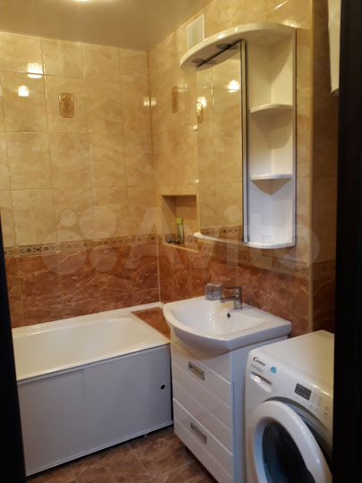 1-к. квартира, 52 м², 1/9 эт.