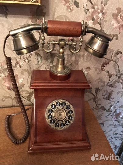 Старинный Ретро-телефон СССР антиквариат