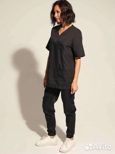 Медицинский костюм новый