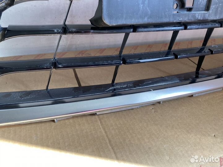 Решетка радиатора lexus NX200