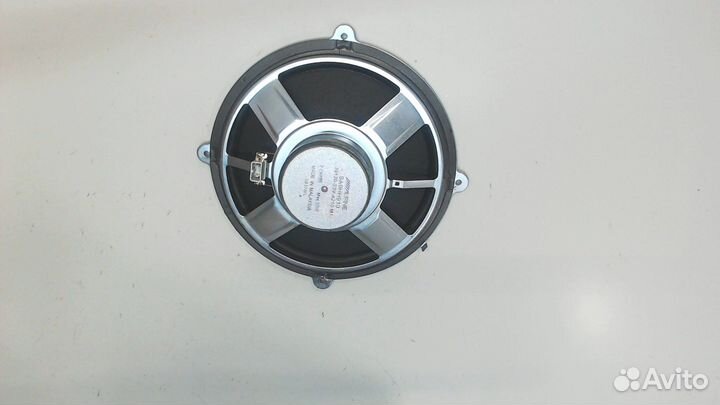 Сабвуфер Honda Pilot, 2005