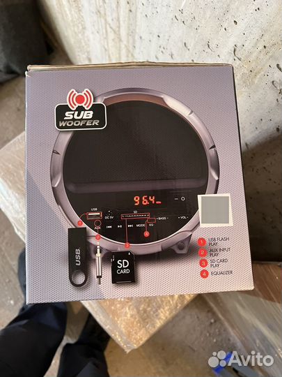 Портативная музыкальная блютуз колонка