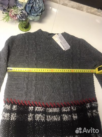 Свитер на мальчика benetton