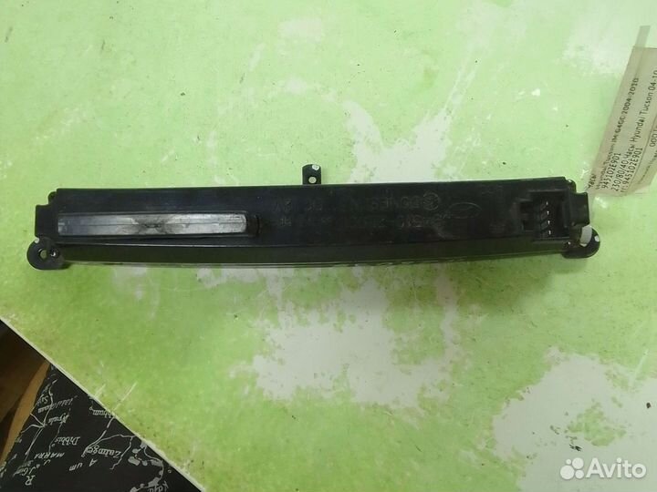 Часы Hyundai Tucson 04-10 гг; 945102E901 (б/у)