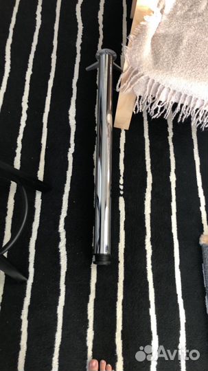 Нога, подстолье, опора для барной стойки