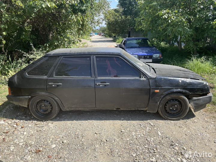 ВАЗ 2109 1.3 МТ, 2001, 200 000 км