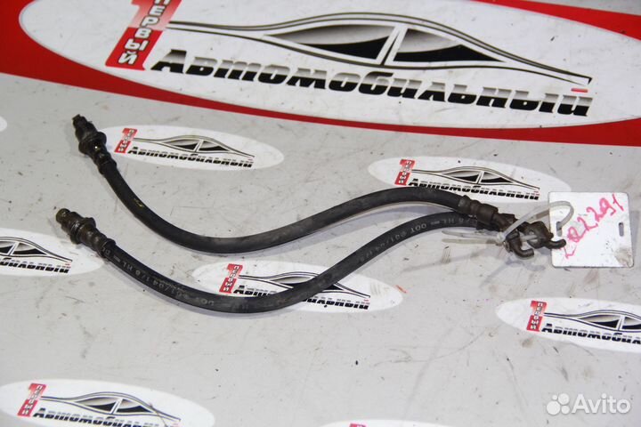 Тормозной шланг перед c Toyota Crown GRS182 3GR-FS