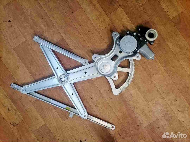 Стеклоподъемник передний правый Toyota Estima ACR5