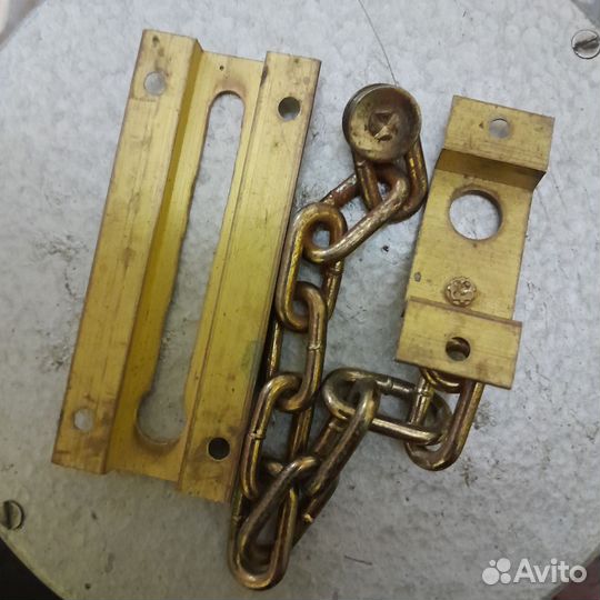 Ограничитель для двери