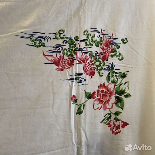 Винтажная скатерть с рыбками