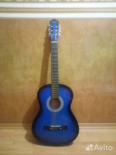 Классическая гитара шестиструнная