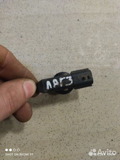 Датчик abs задний Renault Laguna 3