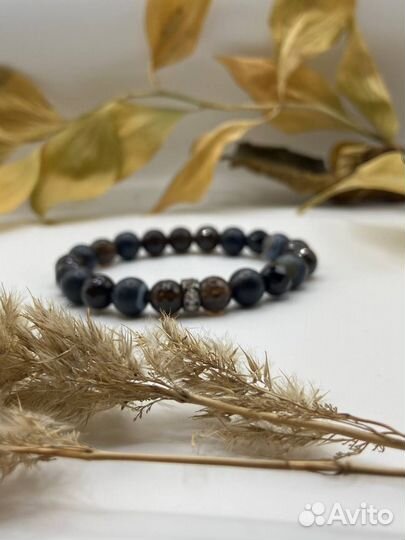 Браслет-талисман из камней 