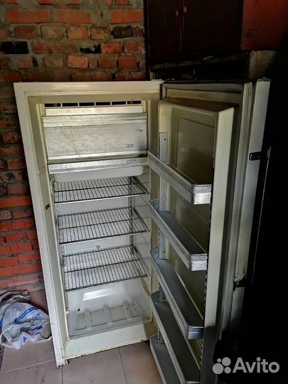 Холодильник бу